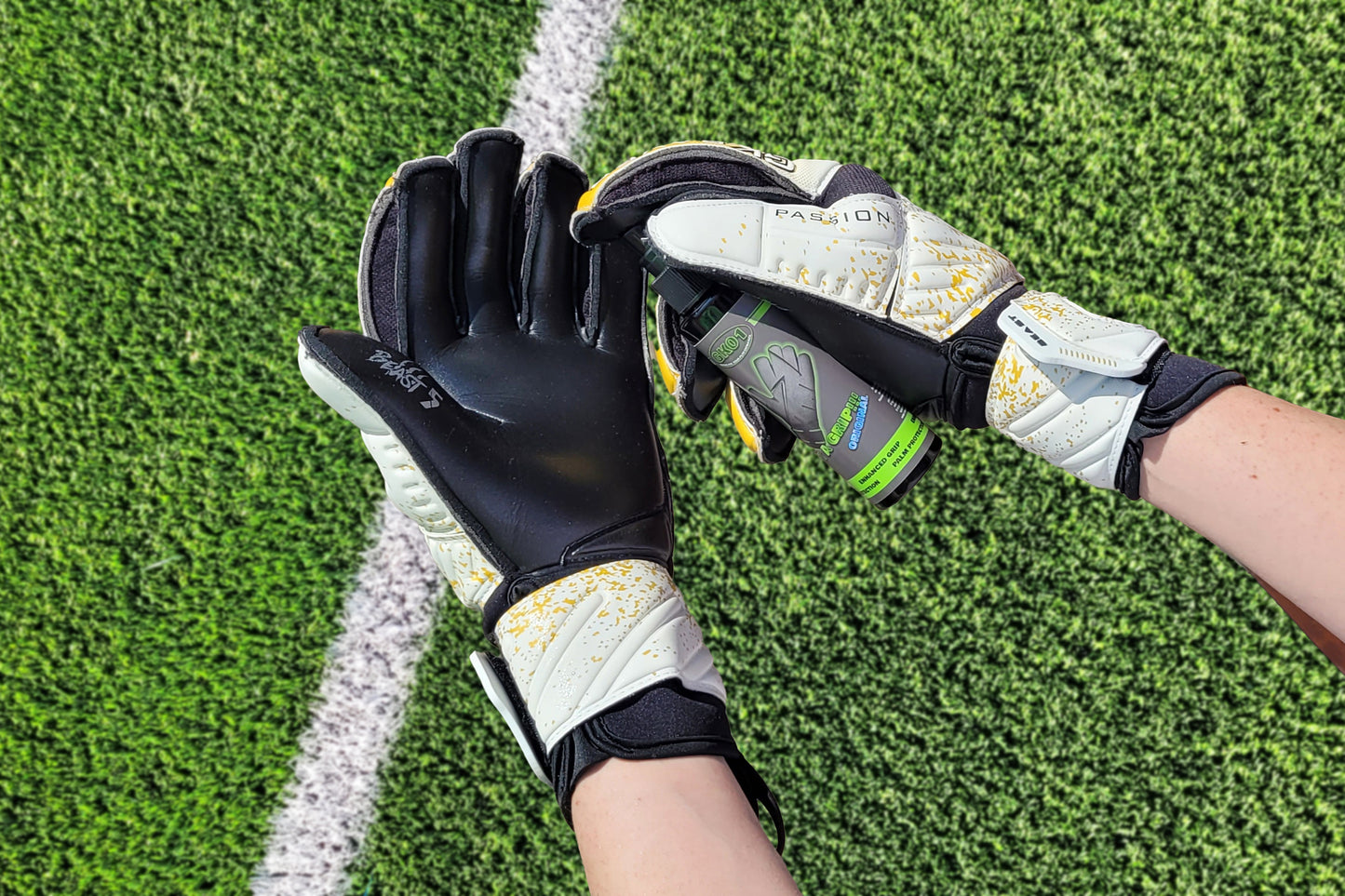 GK01 Get a Grip Original Goalkeeper Glove Grip Spray, 120ml